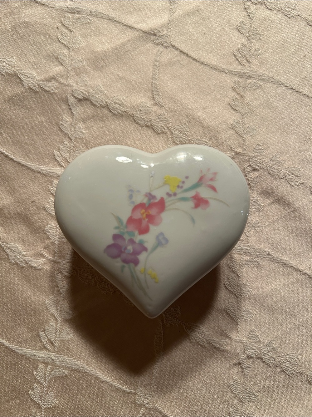 Vintage Heart Shape Trinket Dish Floral Pattern